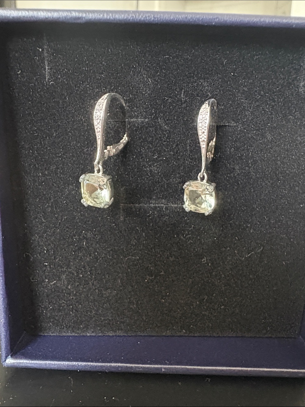 Light green dangly earrings